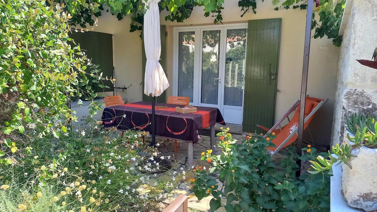Les Lavandins-Gite Magali Saint-Remy-de-Provence Luaran gambar